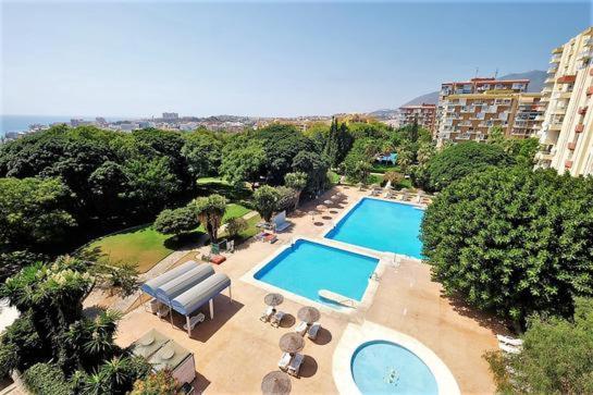 Apt Centrico Con Vistas Y Piscinas ベナルマデナ エクステリア 写真